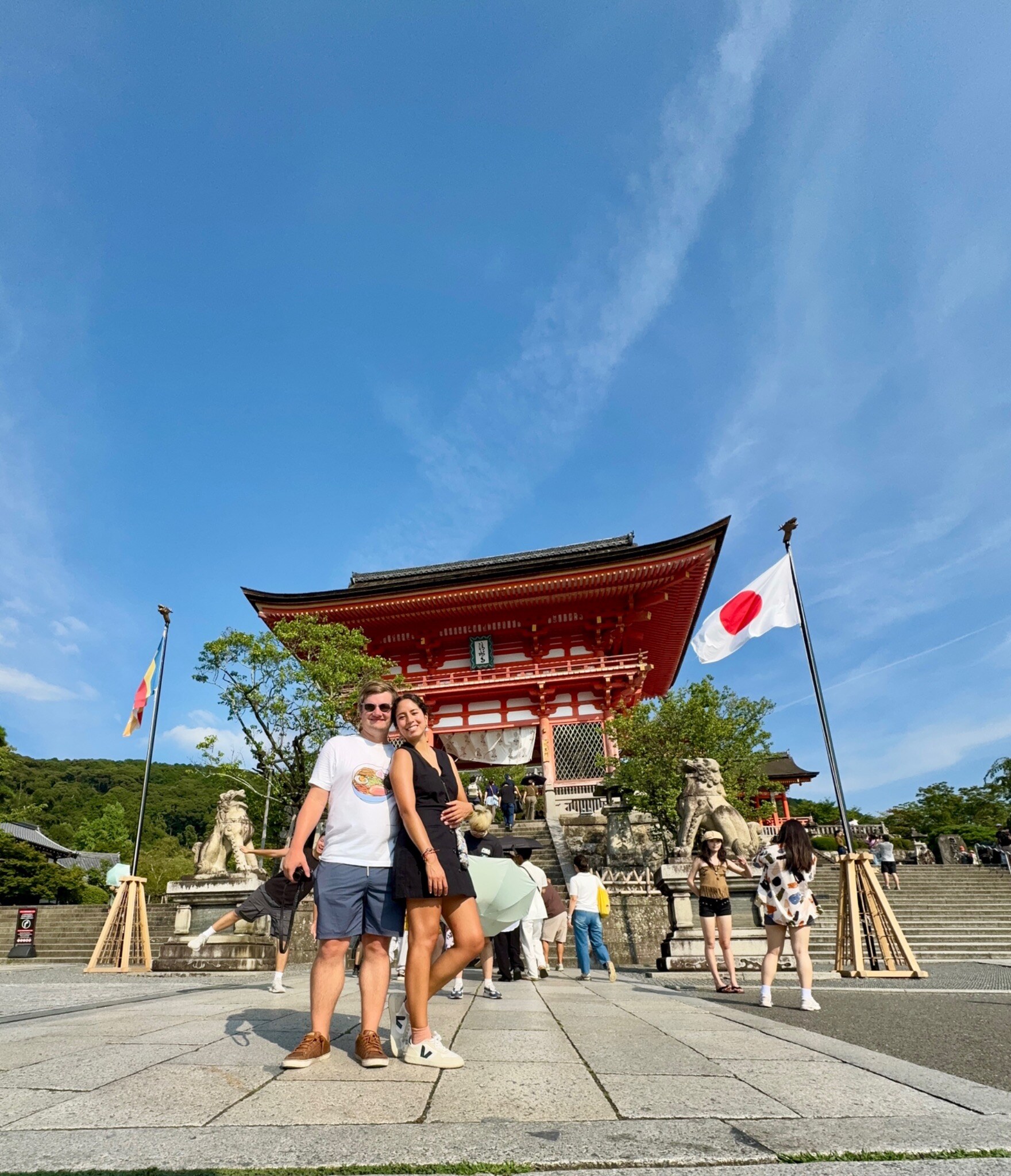 Paula and Felix visiting a temple in Japan